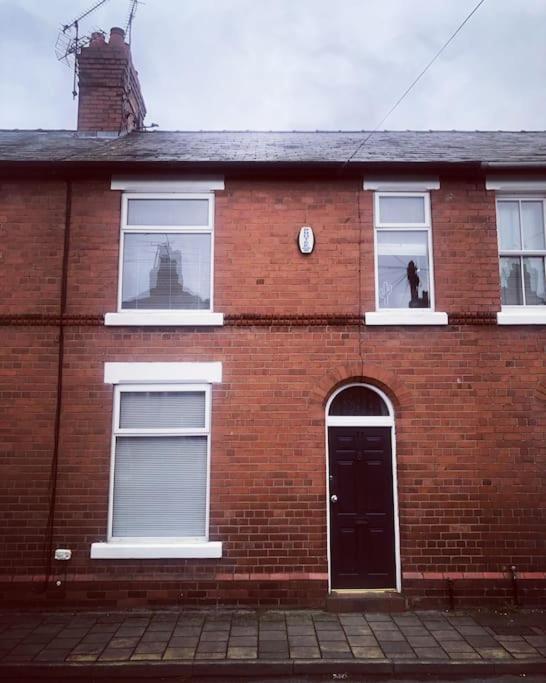 Holiday home Handbridge In Chester Sleeps 7 With Bt Sports & Pac-man *