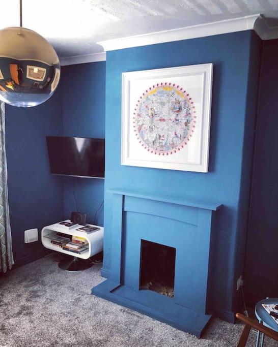 Handbridge In Chester Sleeps 7 With Bt Sports & Pac-man Hough Green